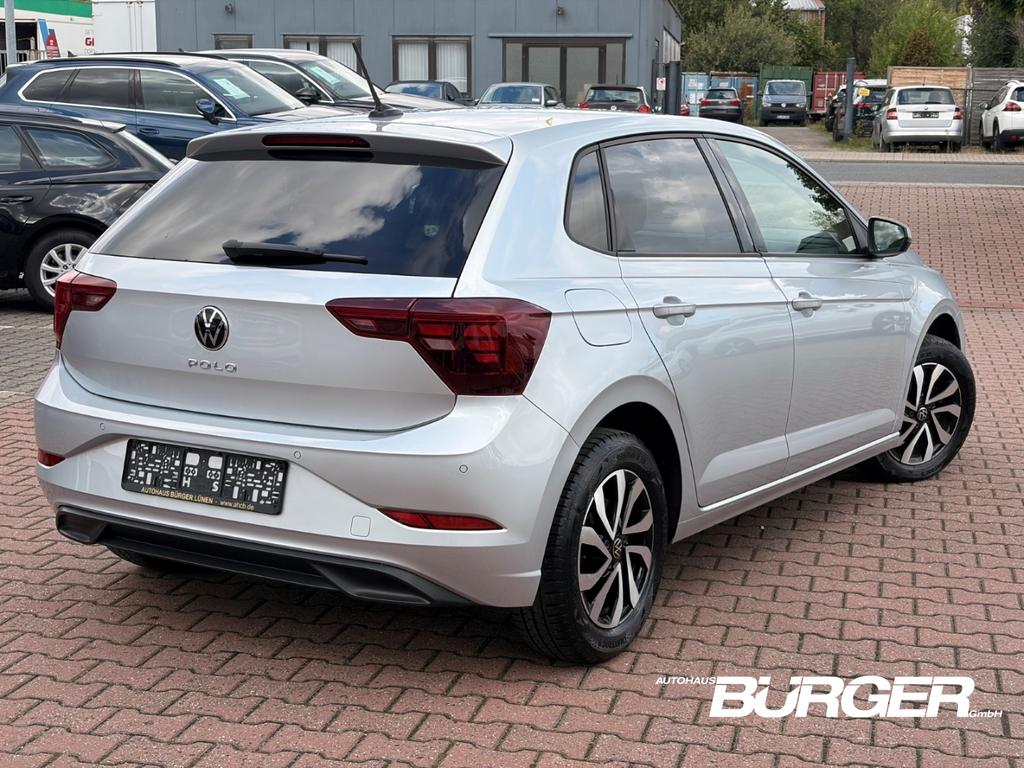 Volkswagen Polo 2023 г. Серебристый, пробег 53600 км