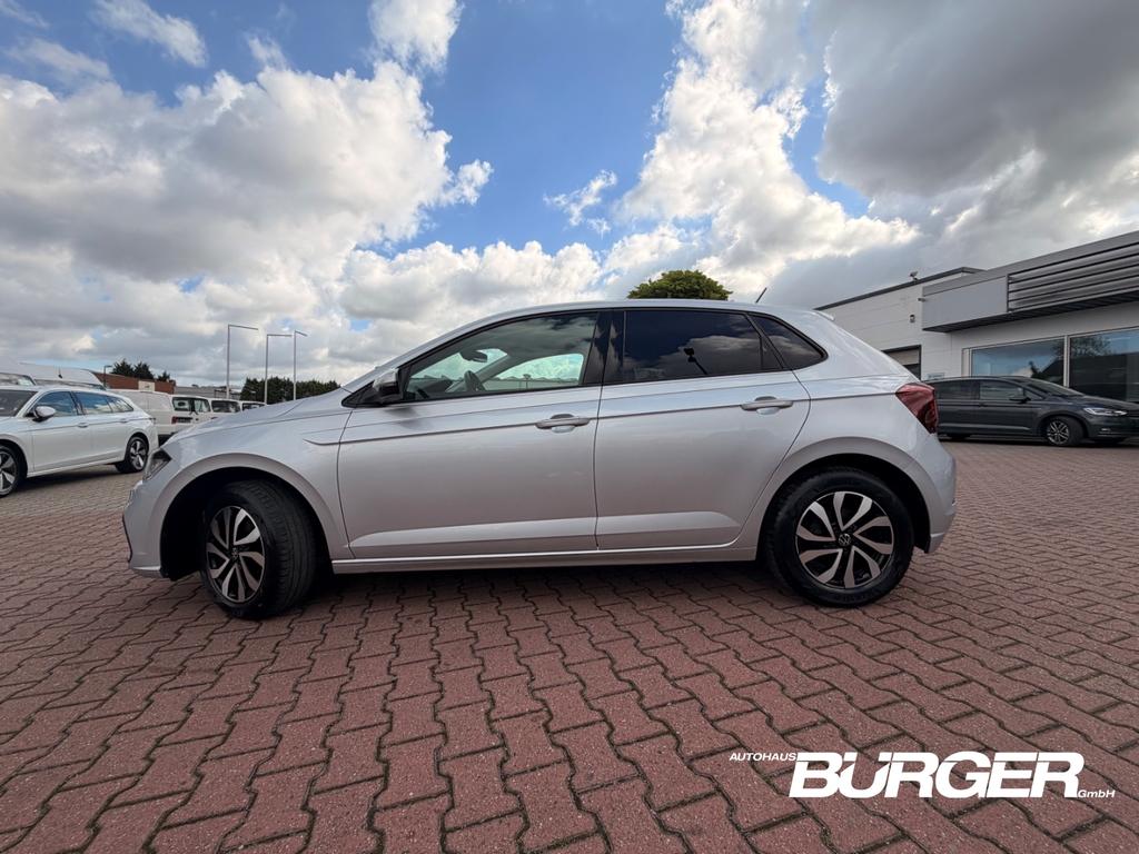 Volkswagen Polo 2023 г. Серебристый, пробег 53600 км