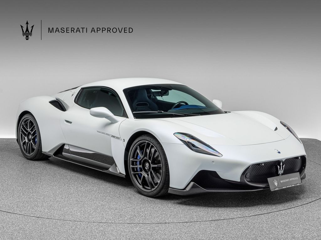 Maserati MC20 2021 г. Белый, пробег 2200 км
