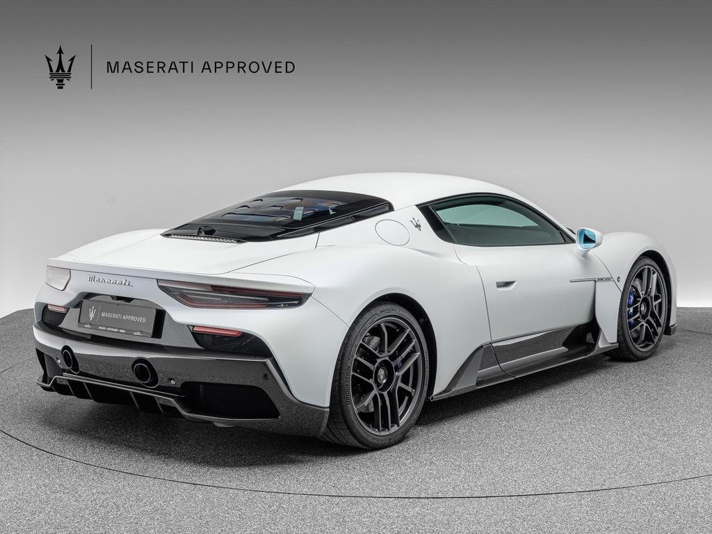 Maserati MC20 2021 г. Белый, пробег 2200 км