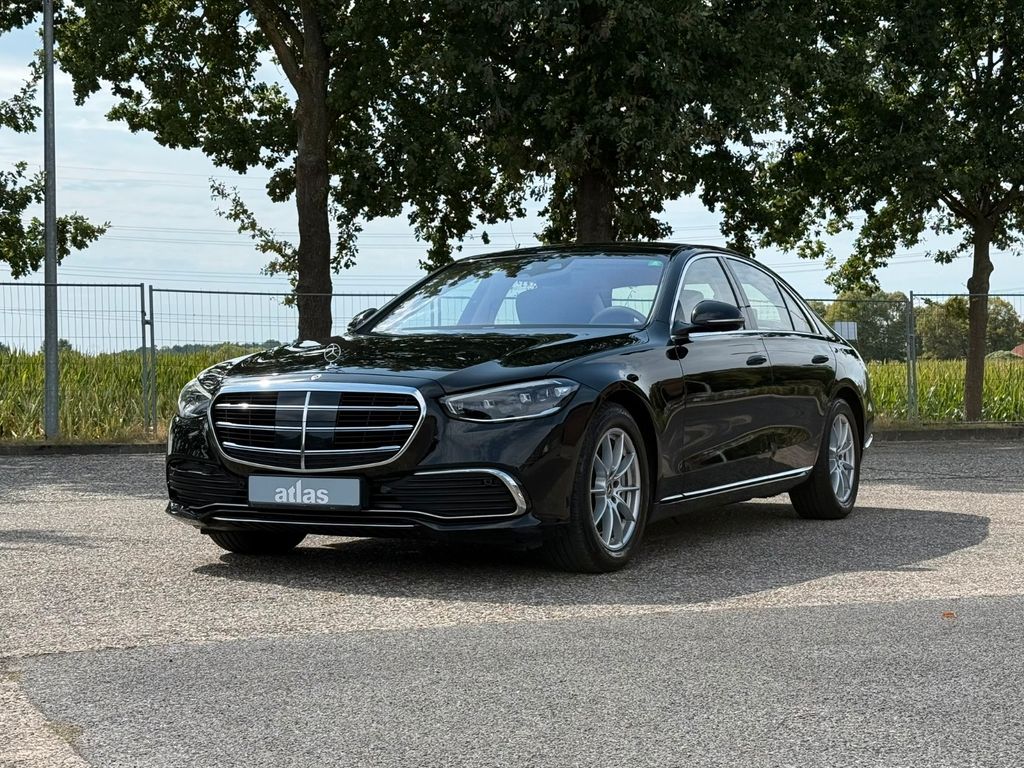 Mercedes-Benz S 450 2022 г. Чёрный, пробег 53910 км