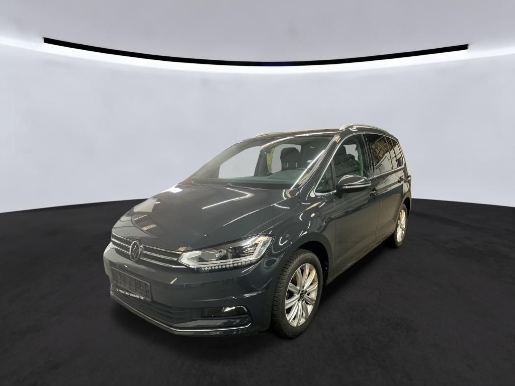 Volkswagen Touran 2022 г. Серый, пробег 59597 км
