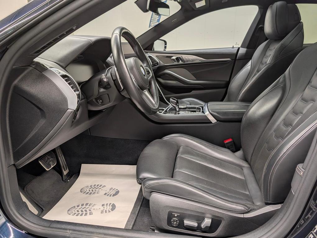 BMW M850 2024 г. Чёрный, пробег 42500 км