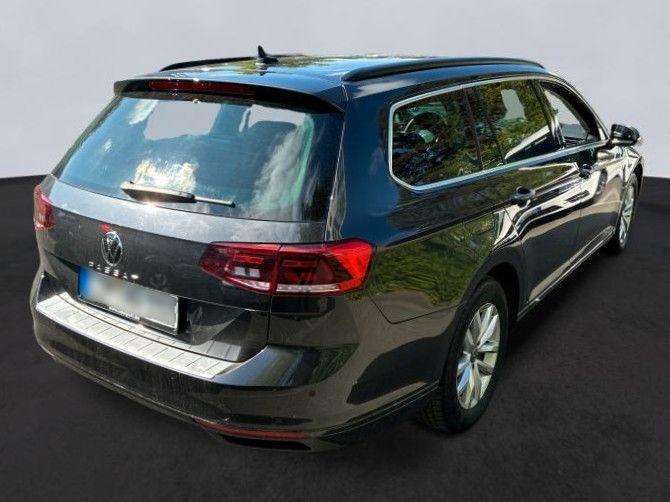 Volkswagen Passat 2022 г. Серый, пробег 40398 км