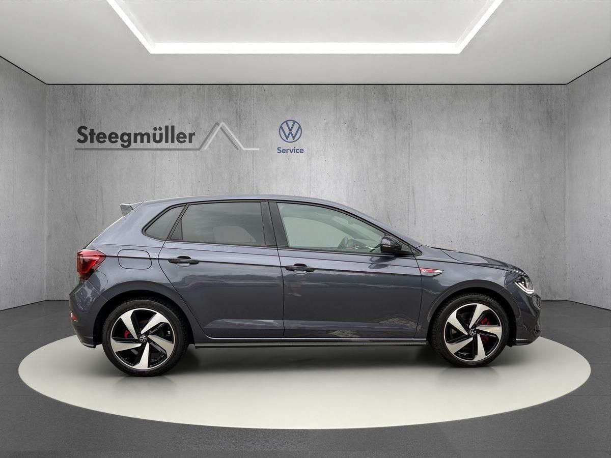 Volkswagen Polo 2023 г. Серый, пробег 48390 км