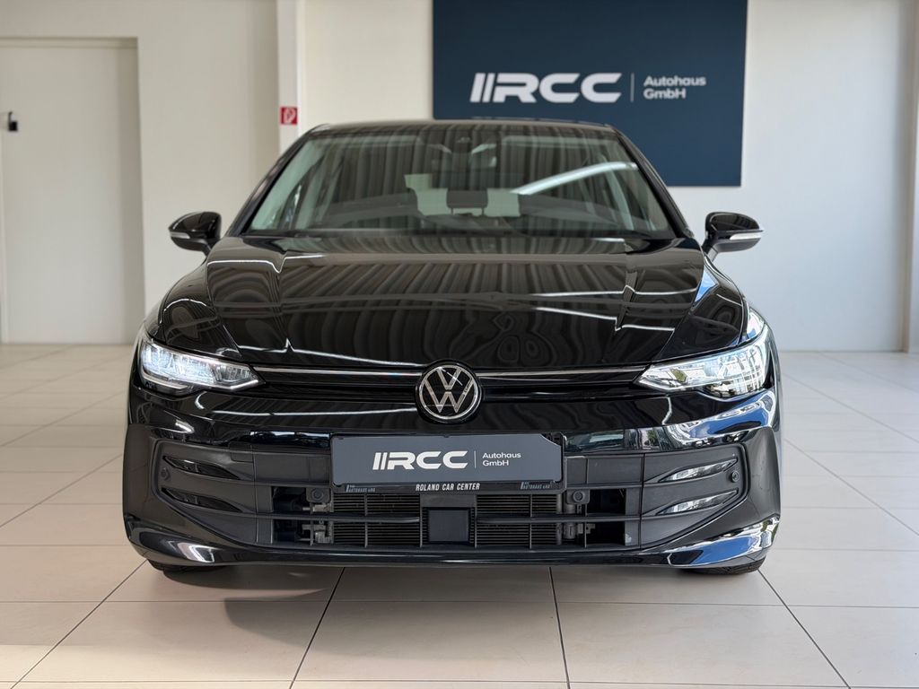 Volkswagen Golf 2025 г. Чёрный, пробег 53630 км