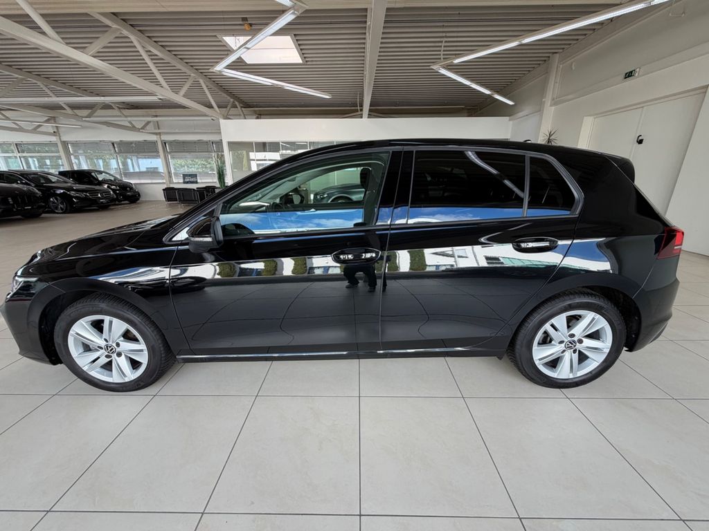 Volkswagen Golf 2025 г. Чёрный, пробег 53630 км