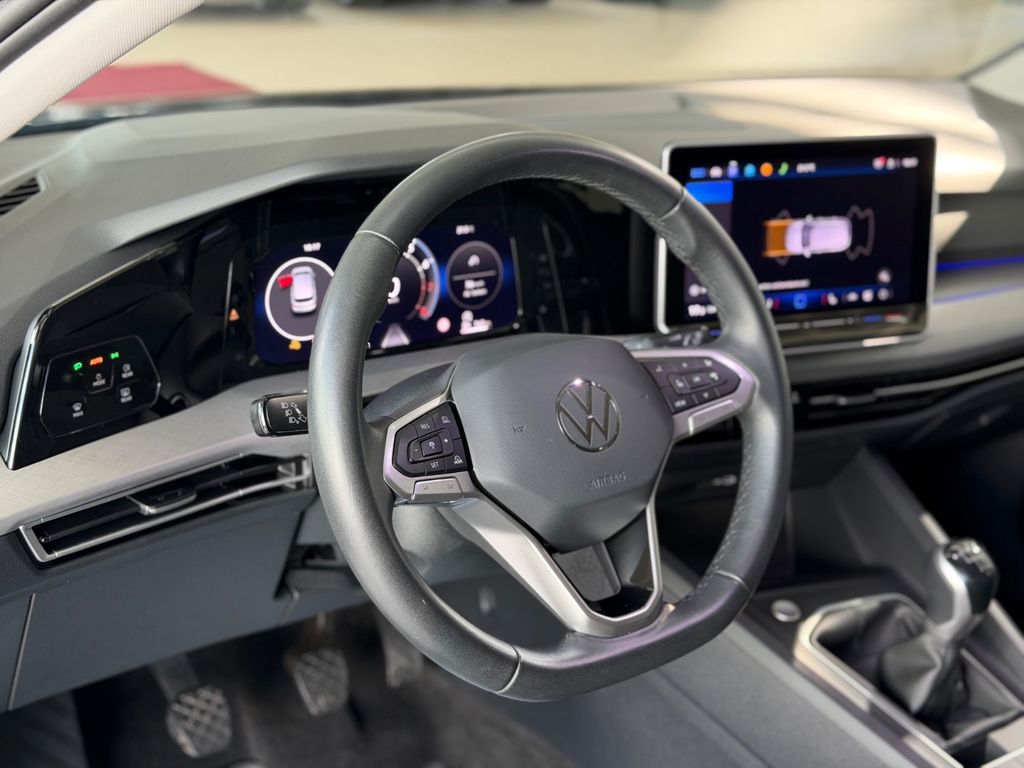 Volkswagen Golf 2025 г. Чёрный, пробег 53630 км