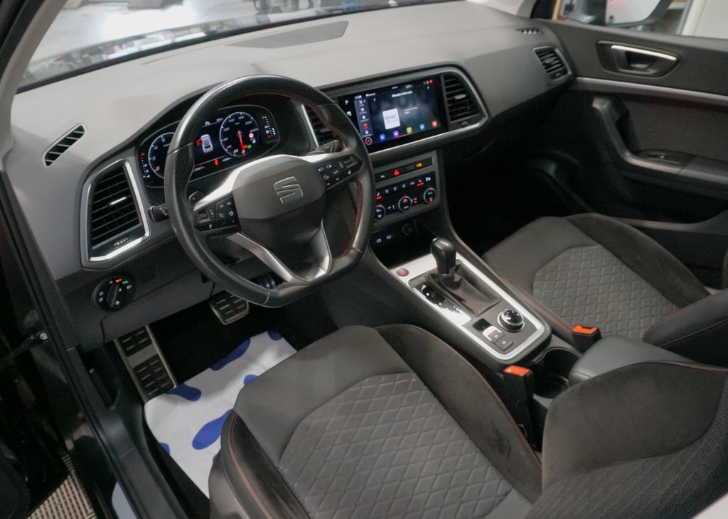 SEAT Ateca 2022 г. Чёрный, пробег 42093 км