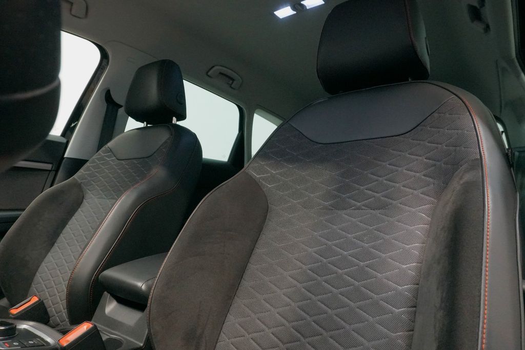 SEAT Ateca 2022 г. Чёрный, пробег 42093 км