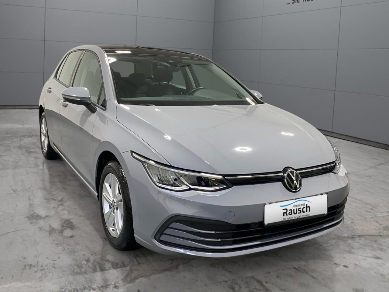 Volkswagen Golf 2023 г. Серый, пробег 40479 км