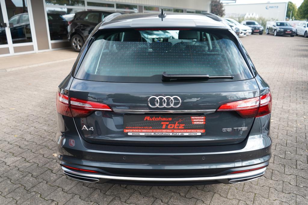 Audi A4 2022 г. Серый, пробег 53277 км