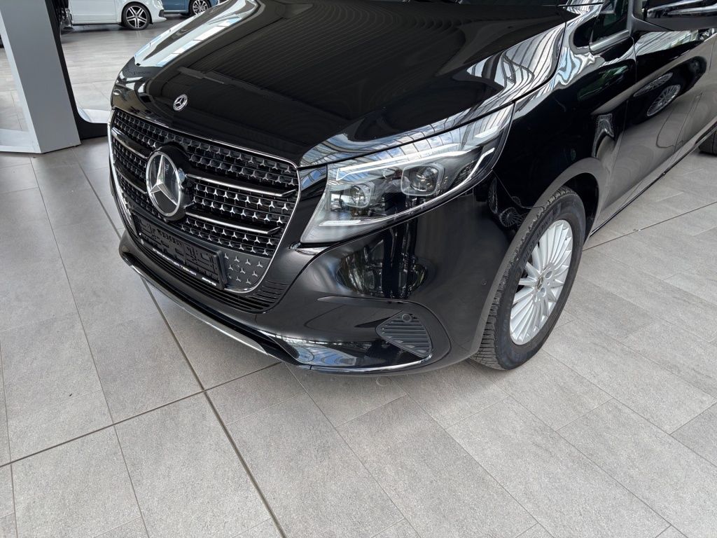 Mercedes-Benz V 300 2025 г. Чёрный, пробег 52588 км