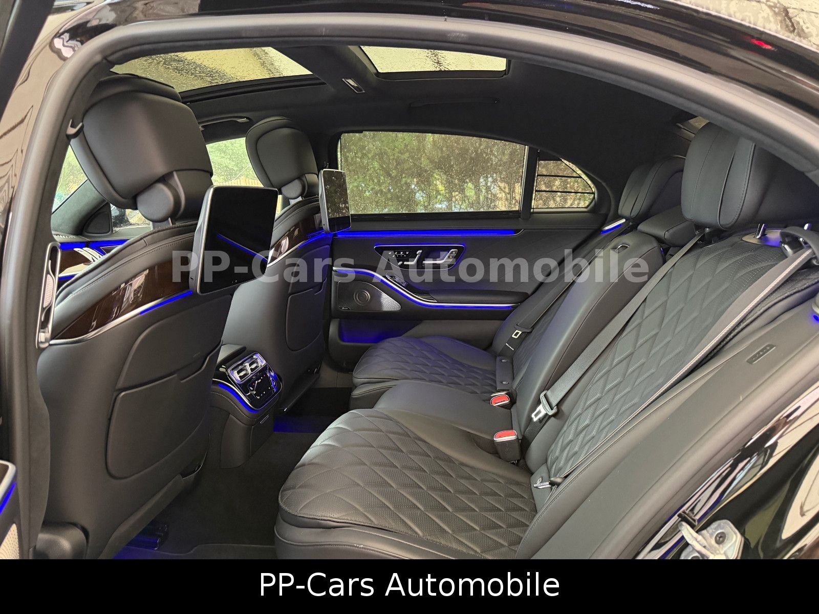 Mercedes-Benz S 450 2025 г. Чёрный, пробег 22824 км