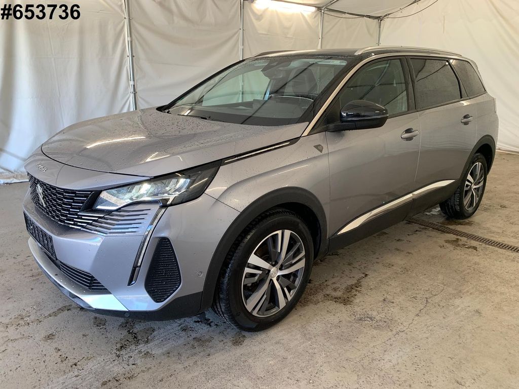 Peugeot 5008 2022 г. Серый, пробег 60000 км
