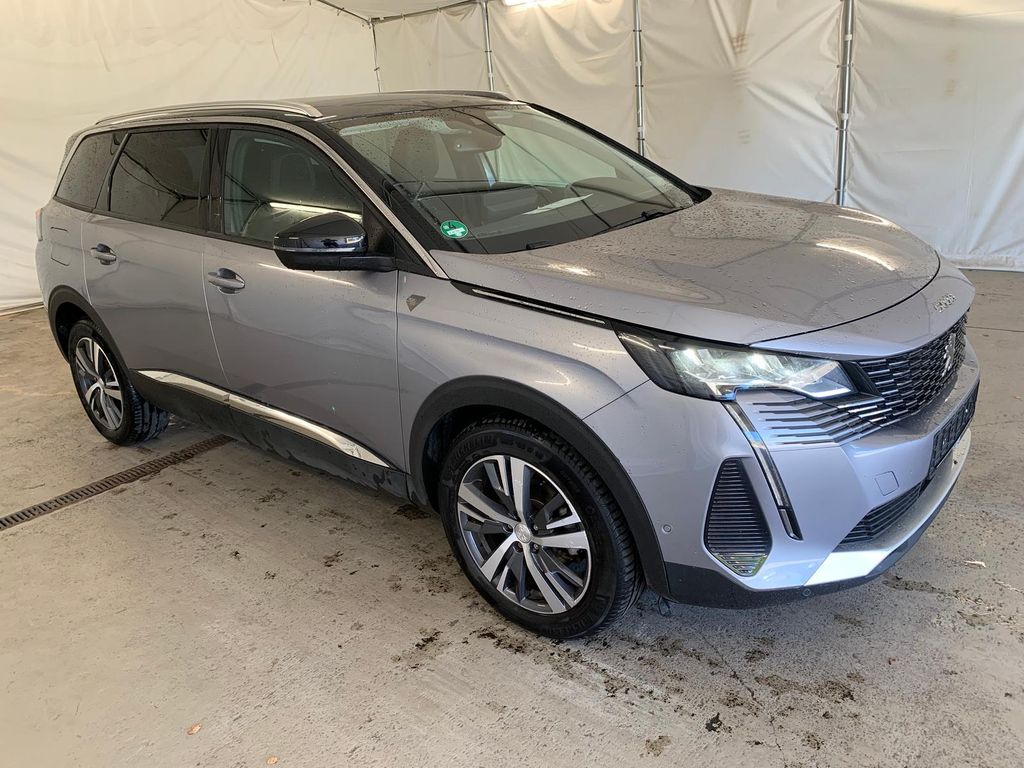 Peugeot 5008 2022 г. Серый, пробег 60000 км
