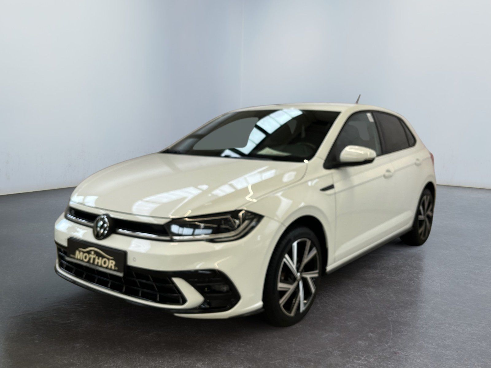 Volkswagen Polo 2022 г. Белый, пробег 14962 км