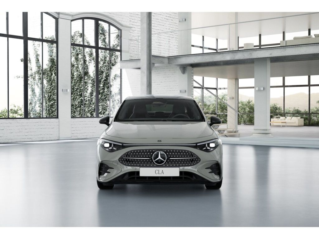 Mercedes-Benz CLA 200 2026 г. Серый, пробег 14500 км
