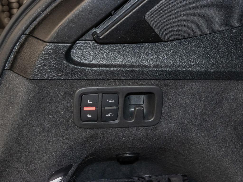 Audi SQ7 2025 г. Серый, пробег 23663 км