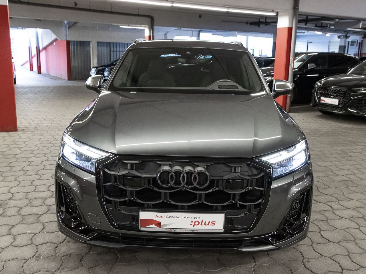 Audi SQ7 2025 г. Серый, пробег 23663 км