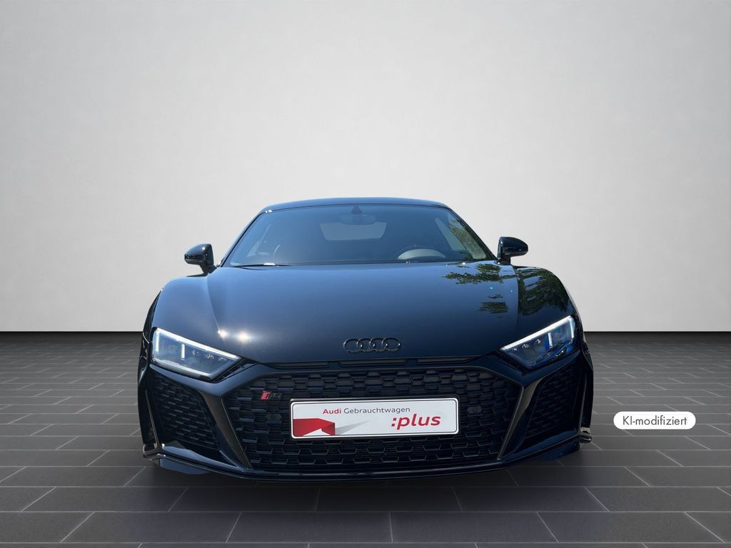 Audi R8 2022 г. Чёрный, пробег 27555 км