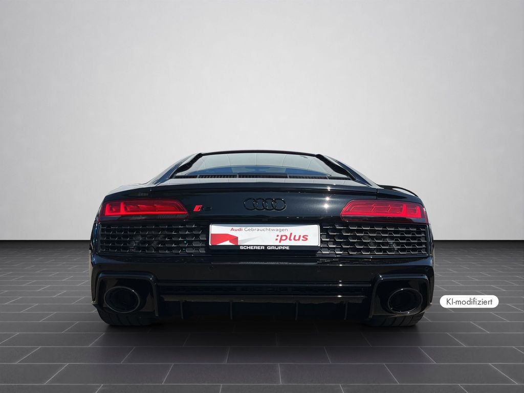 Audi R8 2022 г. Чёрный, пробег 27555 км