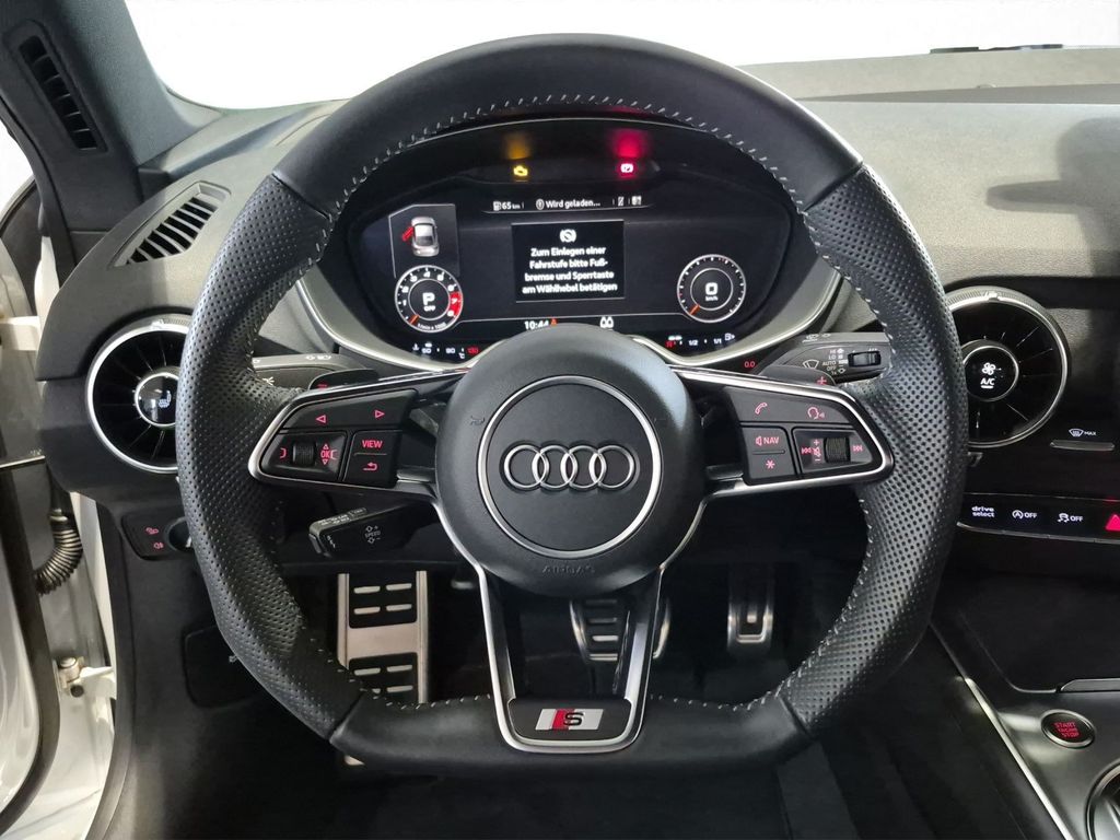 Audi TT 2022 г. Белый, пробег 31203 км
