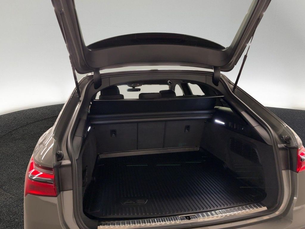 Audi A6 allroad 2023 г. Серый, пробег 40000 км