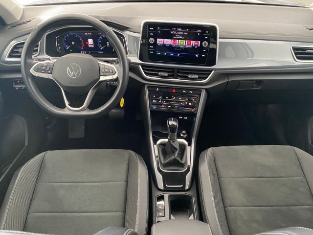Volkswagen T-Roc 2023 г. Серебристый, пробег 46200 км