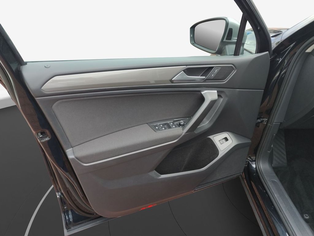 Volkswagen TIGUAN ALLSPACE 2023 г. Чёрный, пробег 51600 км