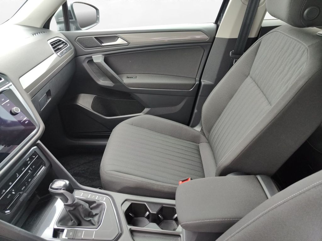 Volkswagen TIGUAN ALLSPACE 2023 г. Чёрный, пробег 51600 км