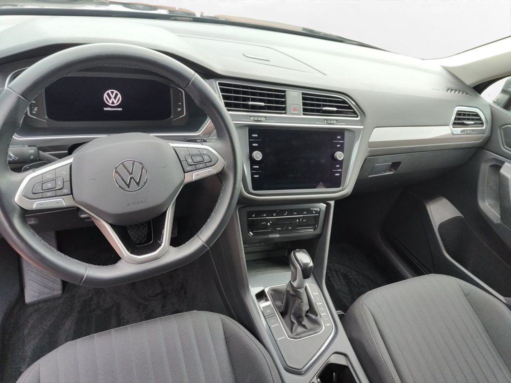 Volkswagen TIGUAN ALLSPACE 2023 г. Чёрный, пробег 51600 км