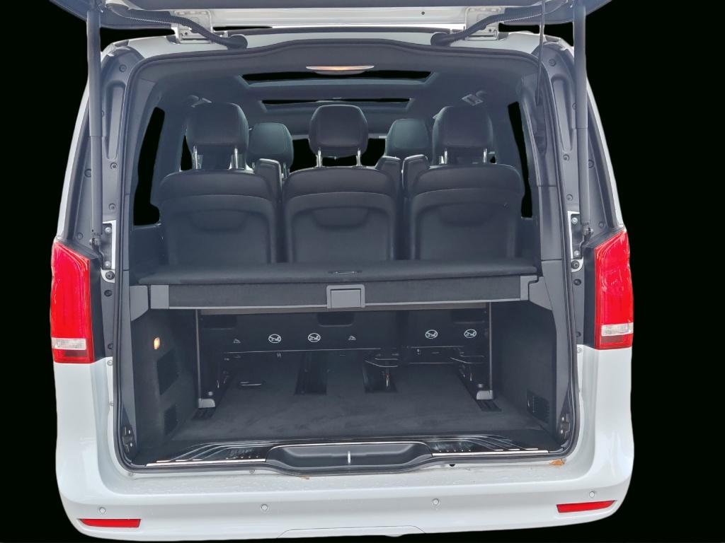 Mercedes-Benz V 300 2022 г. Белый, пробег 55038 км