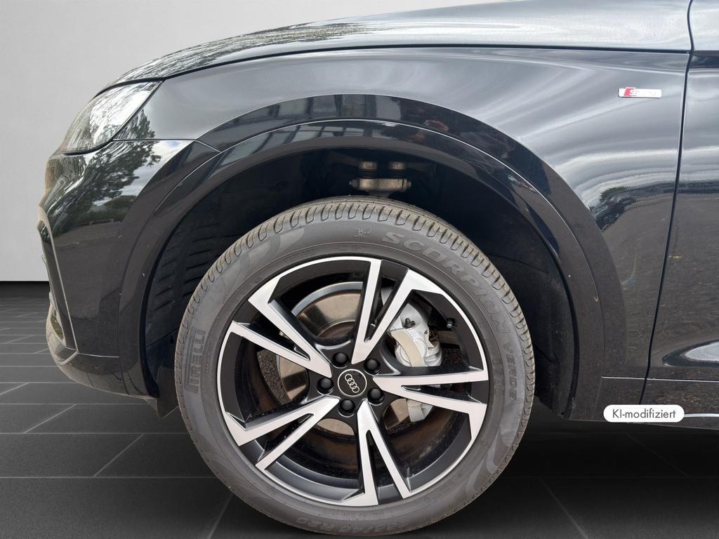 Audi Q5 2024 г. Чёрный, пробег 58376 км