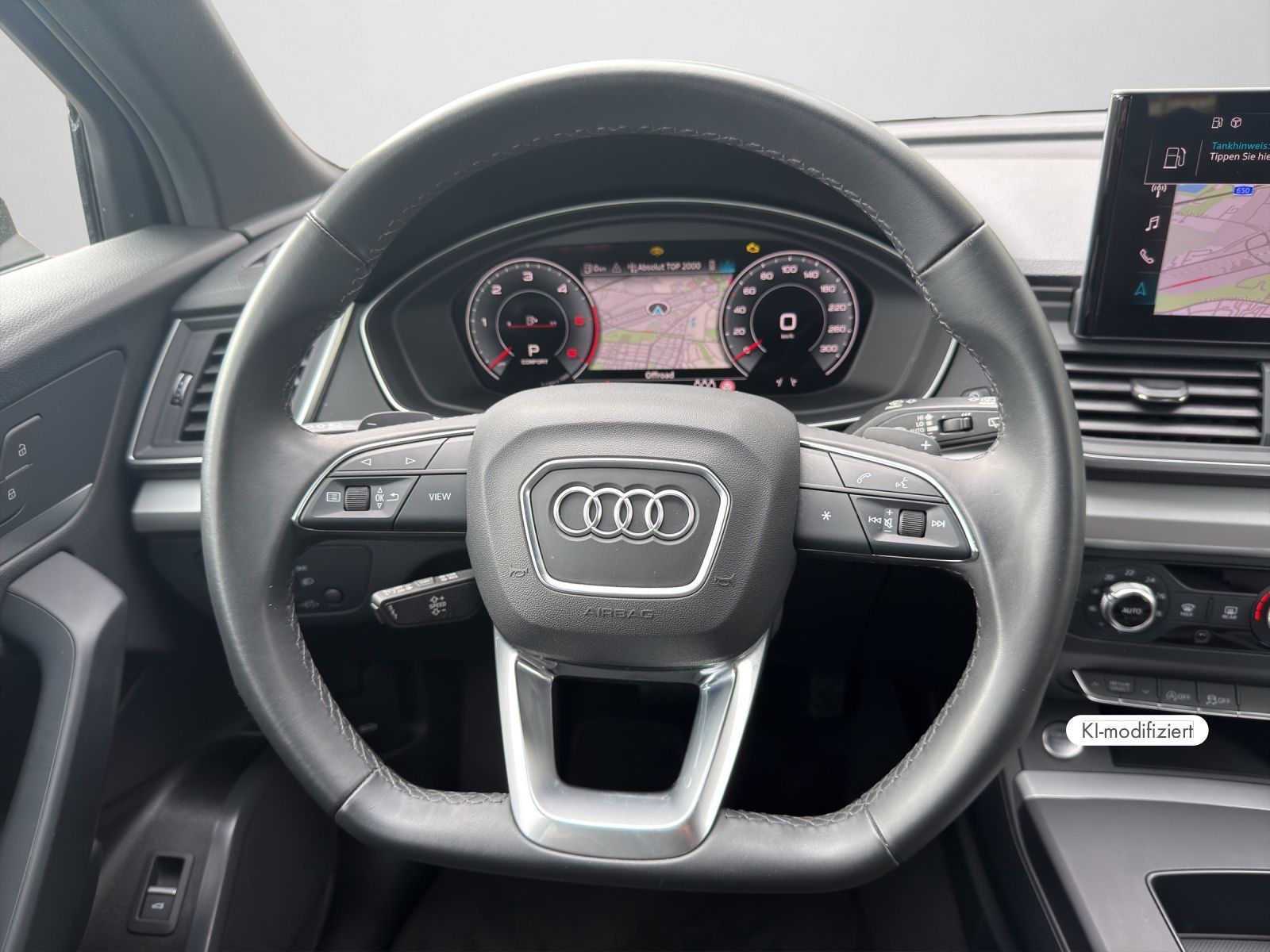 Audi Q5 2024 г. Чёрный, пробег 58376 км