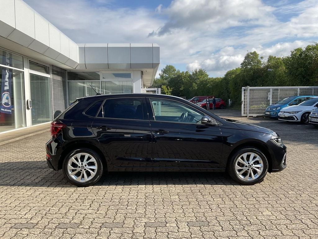 Volkswagen Polo 2023 г. Чёрный, пробег 37100 км