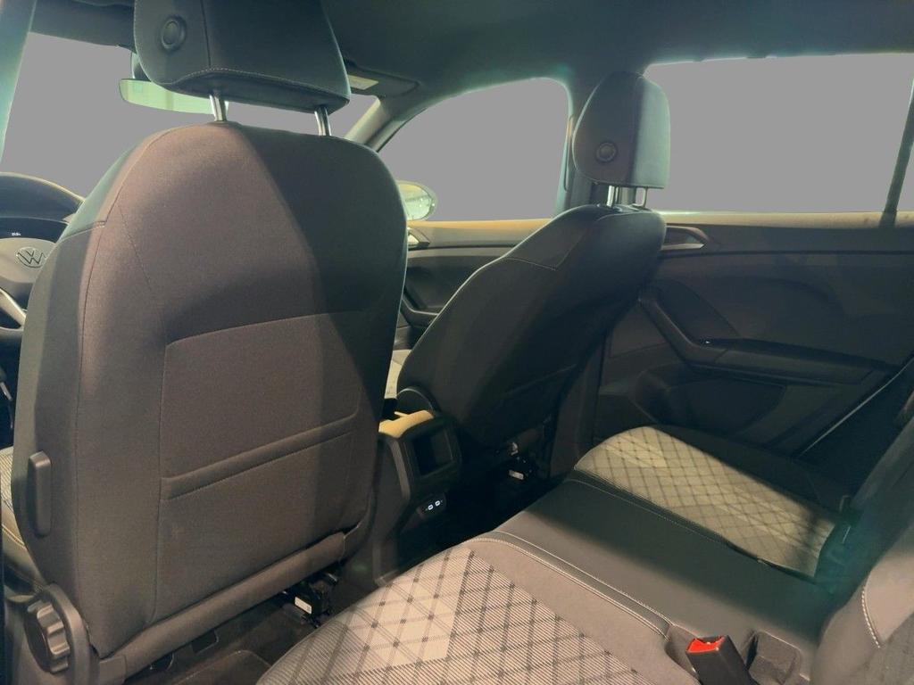 Volkswagen T-Cross 2025 г. Белый, пробег 26890 км