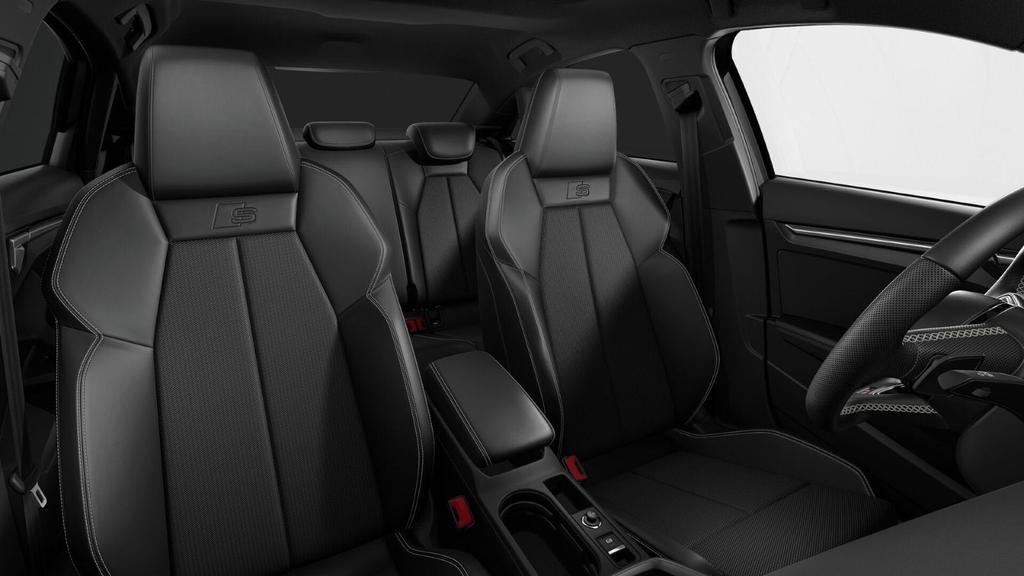 Audi S3 2024 г. Чёрный, пробег 39500 км