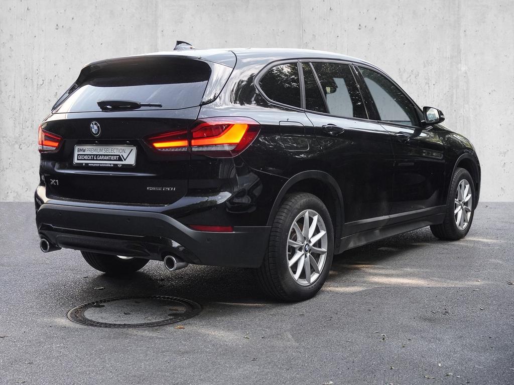 BMW X1 2022 г. Чёрный, пробег 42854 км