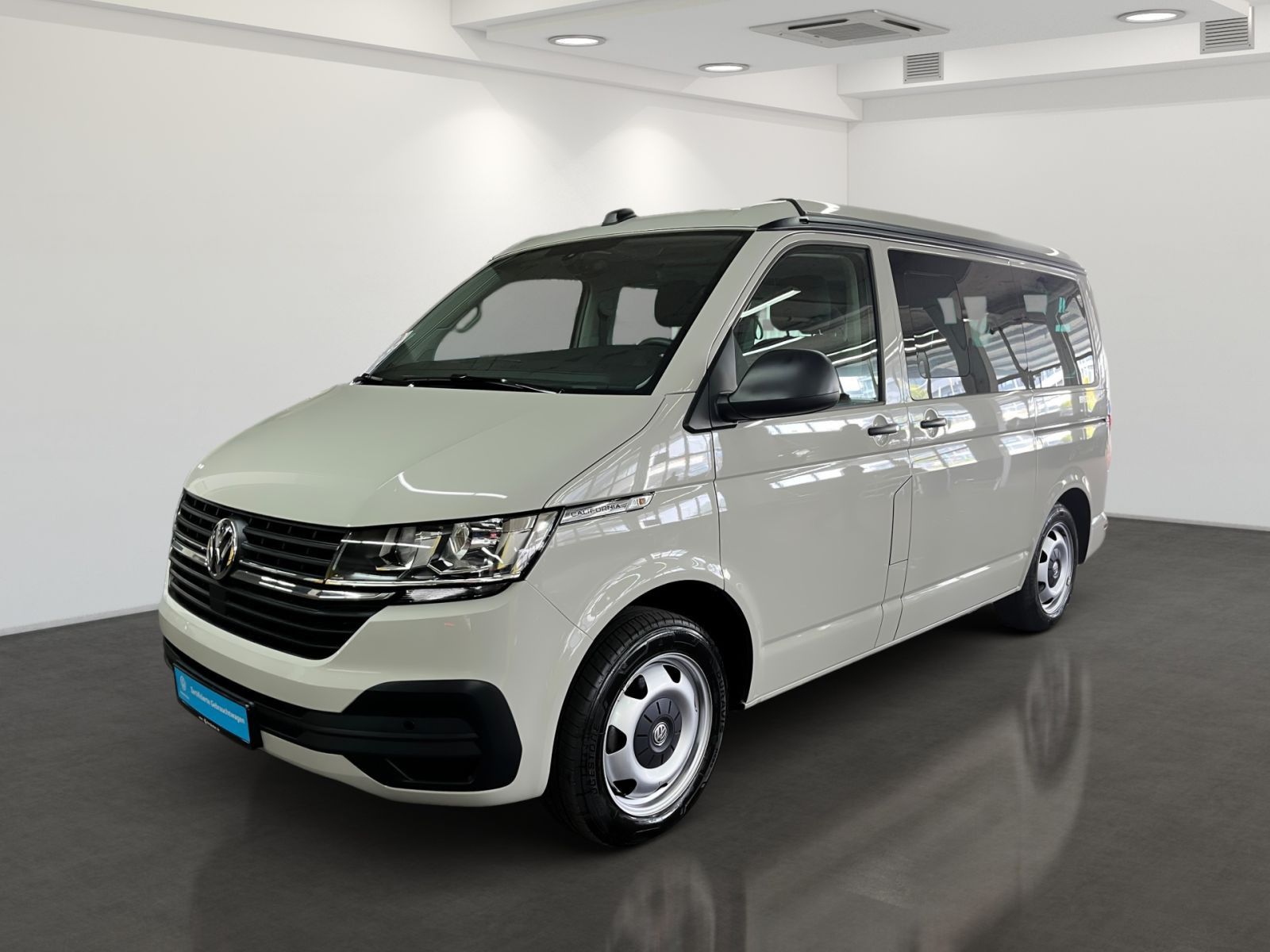 Volkswagen T6 CALIFORNIA 2023 г. Серый, пробег 36060 км