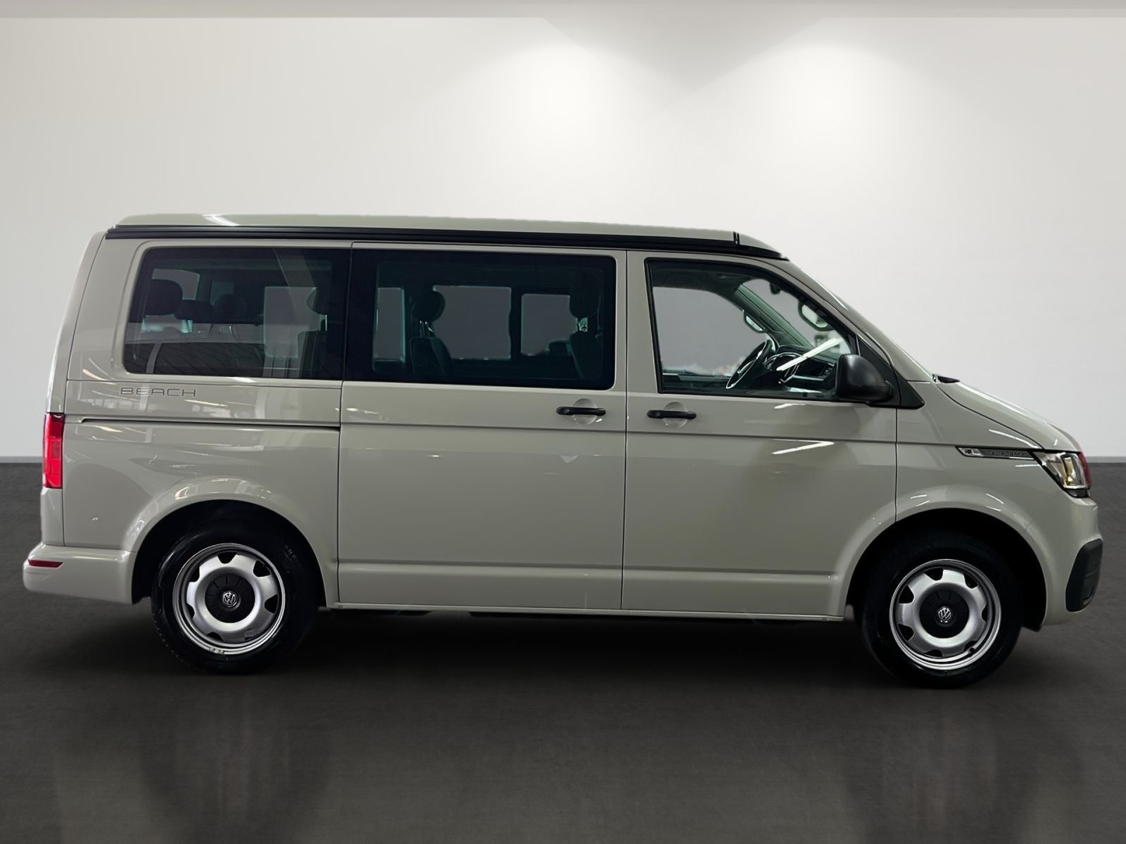 Volkswagen T6 CALIFORNIA 2023 г. Серый, пробег 36060 км