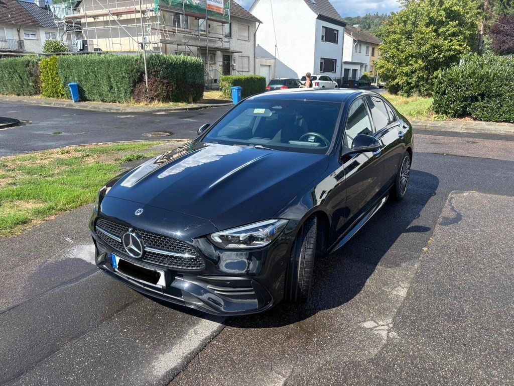 Mercedes-Benz C 300 2024 г. Чёрный, пробег 42100 км
