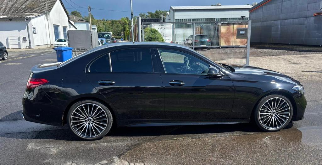 Mercedes-Benz C 300 2024 г. Чёрный, пробег 42100 км