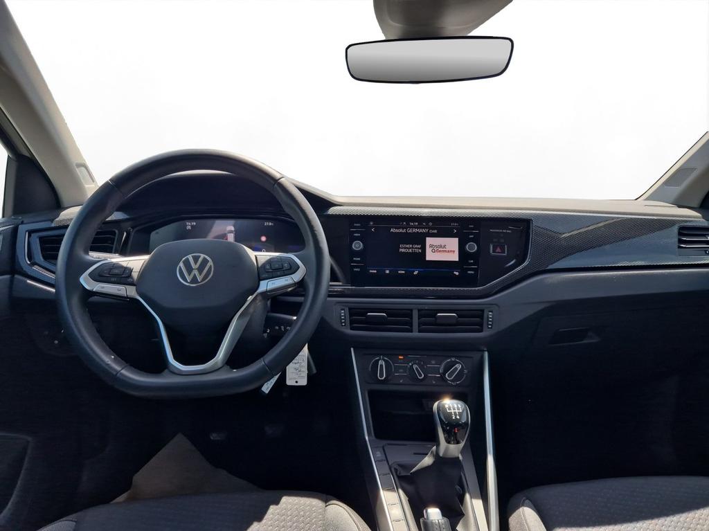 Volkswagen Polo 2025 г. Серый, пробег 26800 км