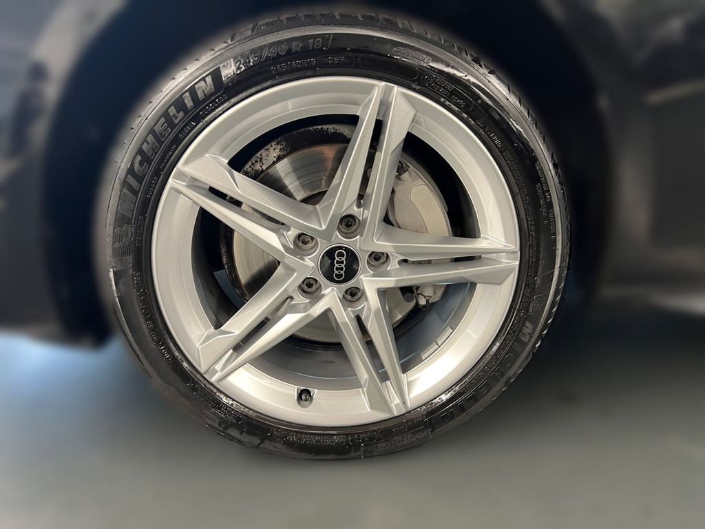 Audi A4 2023 г. Чёрный, пробег 58146 км
