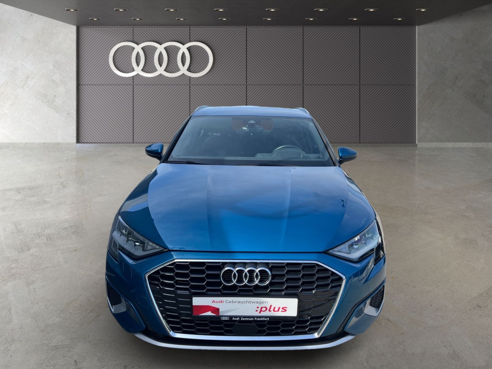 Audi A3 2022 г. Синий, пробег 33714 км