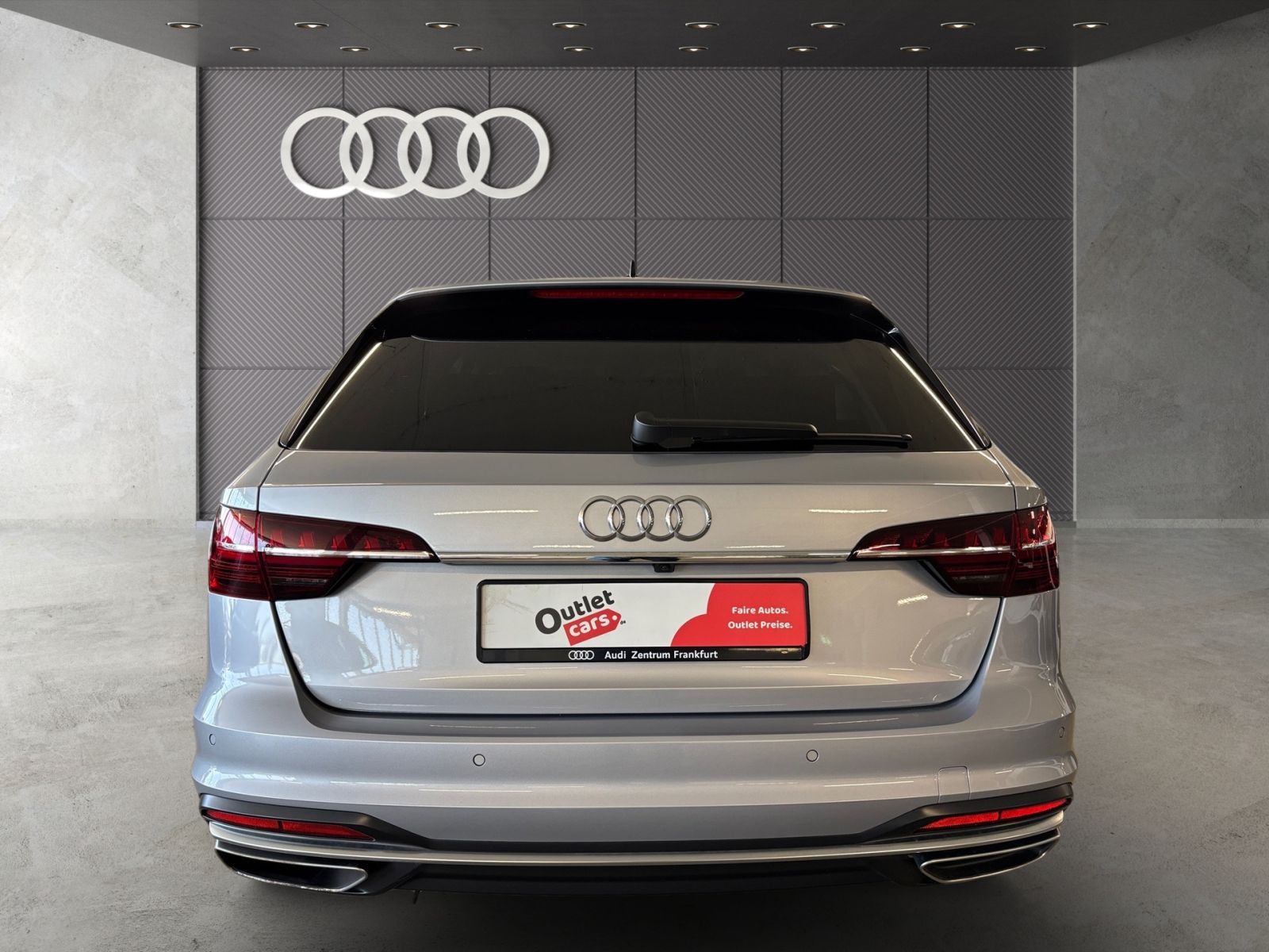 Audi A4 2023 г. Серебристый, пробег 55843 км