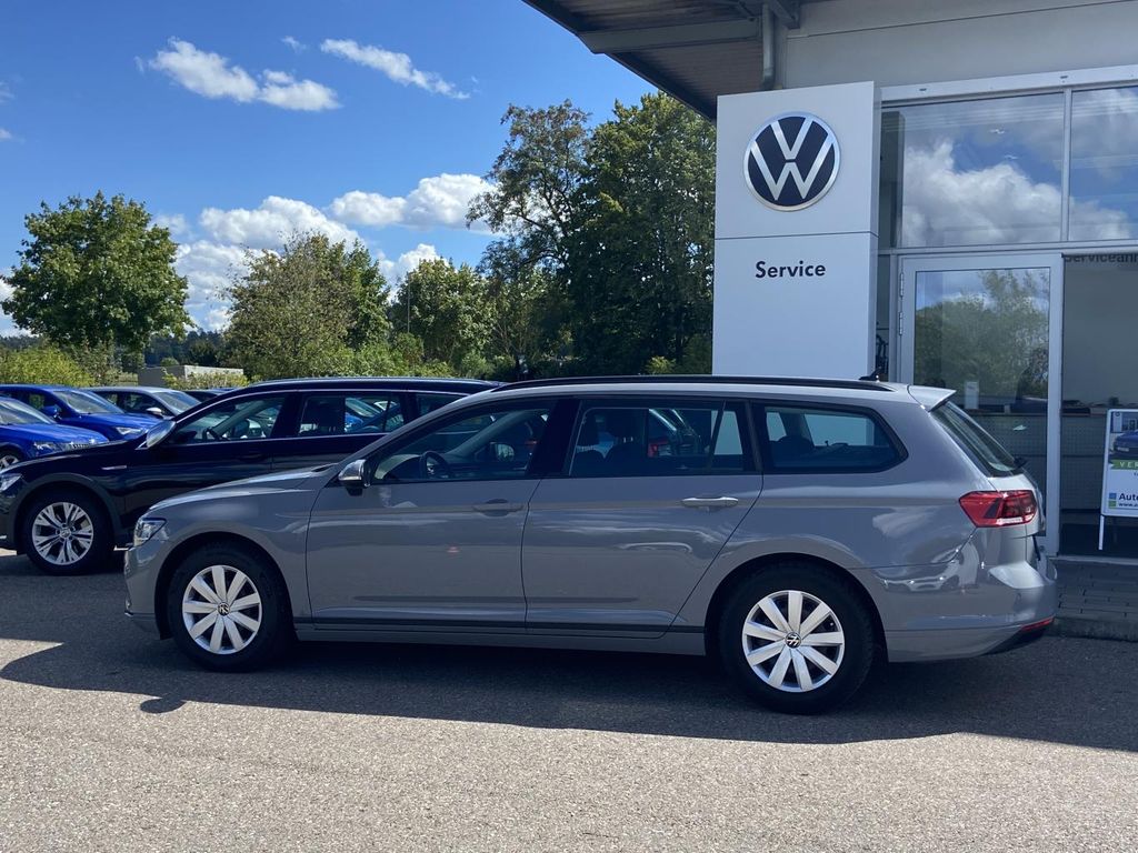 Volkswagen PASSAT VARIANT 2023 г. Серый, пробег 47813 км