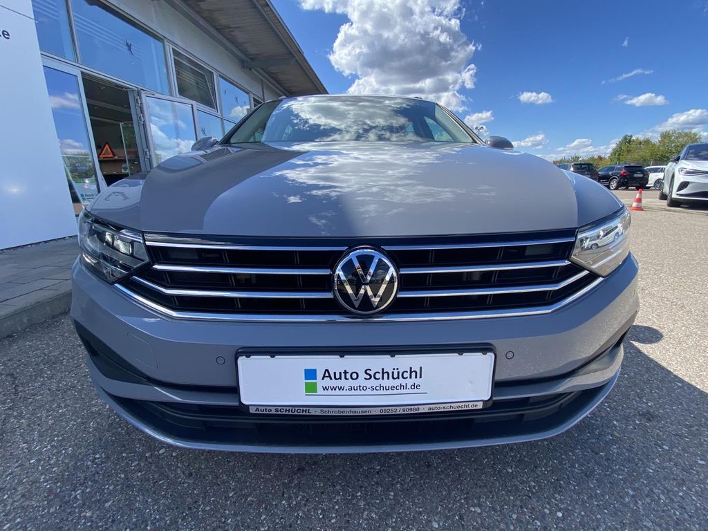 Volkswagen PASSAT VARIANT 2023 г. Серый, пробег 47813 км