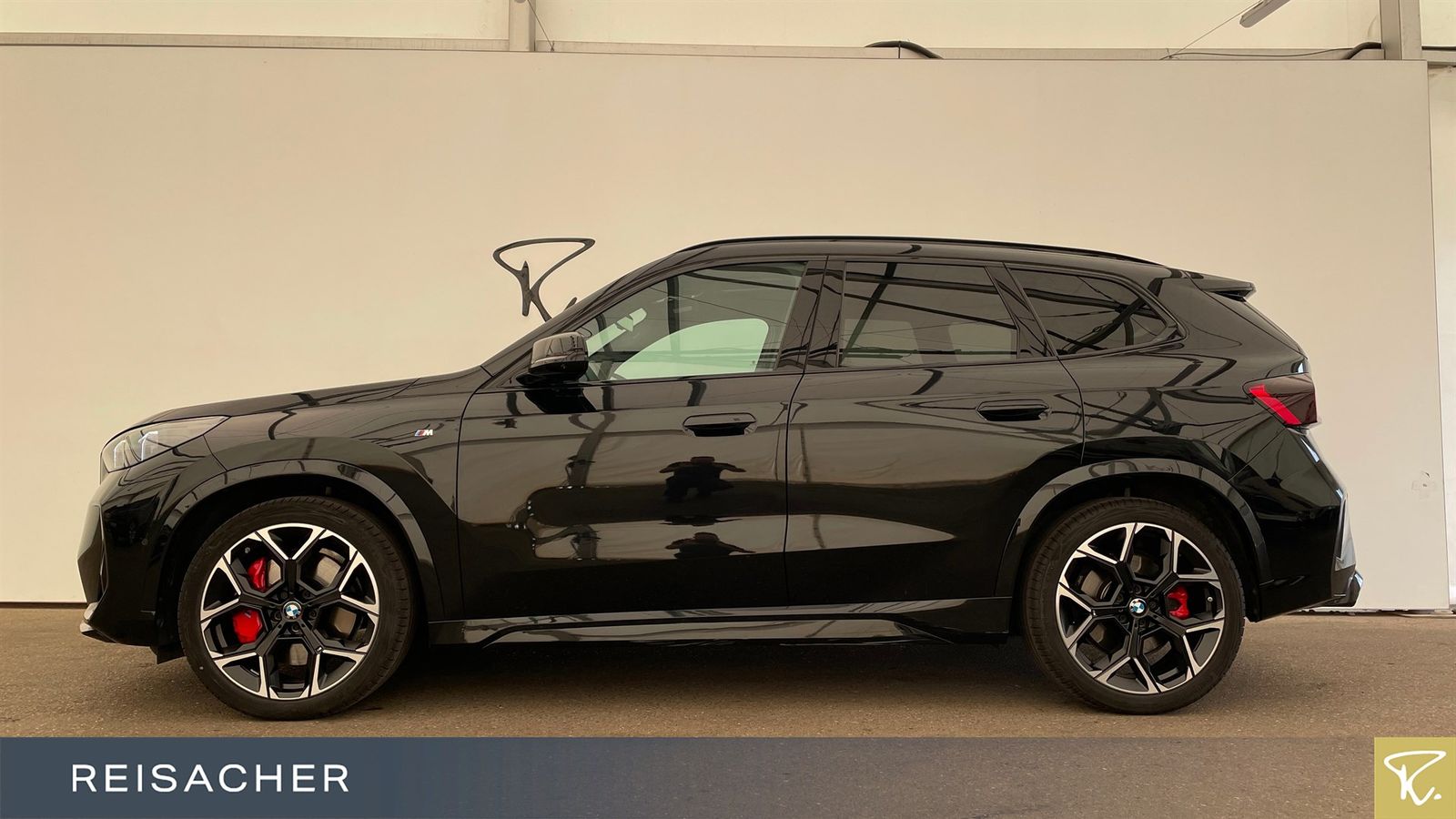 BMW X1 2025 г. Чёрный, пробег 21183 км